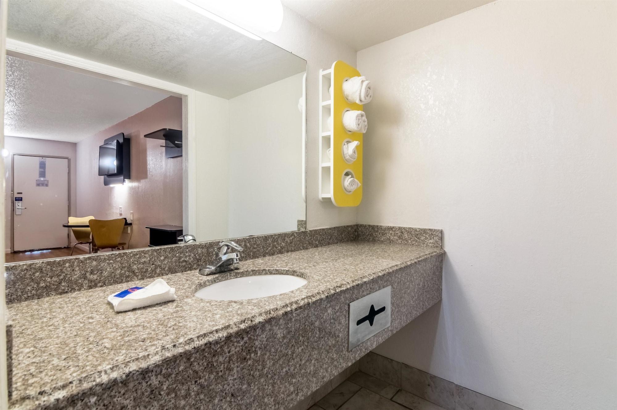 Motel 6-Clinton, Ok ภายนอก รูปภาพ